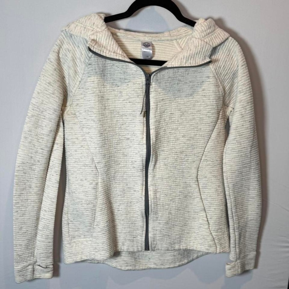 Cream zip up hoodie with pockets